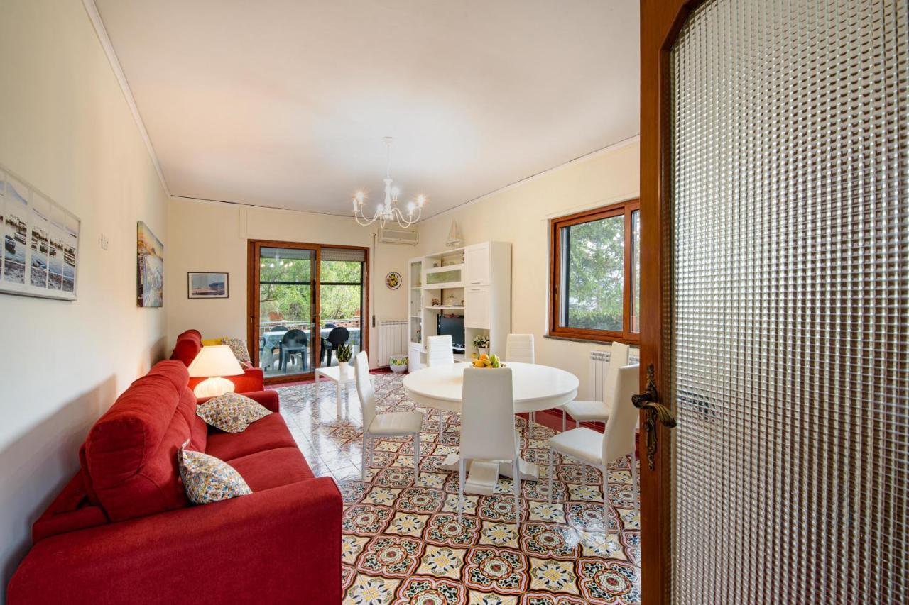 Villa Louise Sorrento Exterior photo